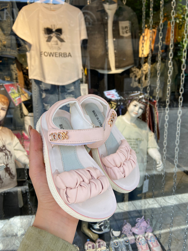 صندل دخترانه وارداتی چسبی
